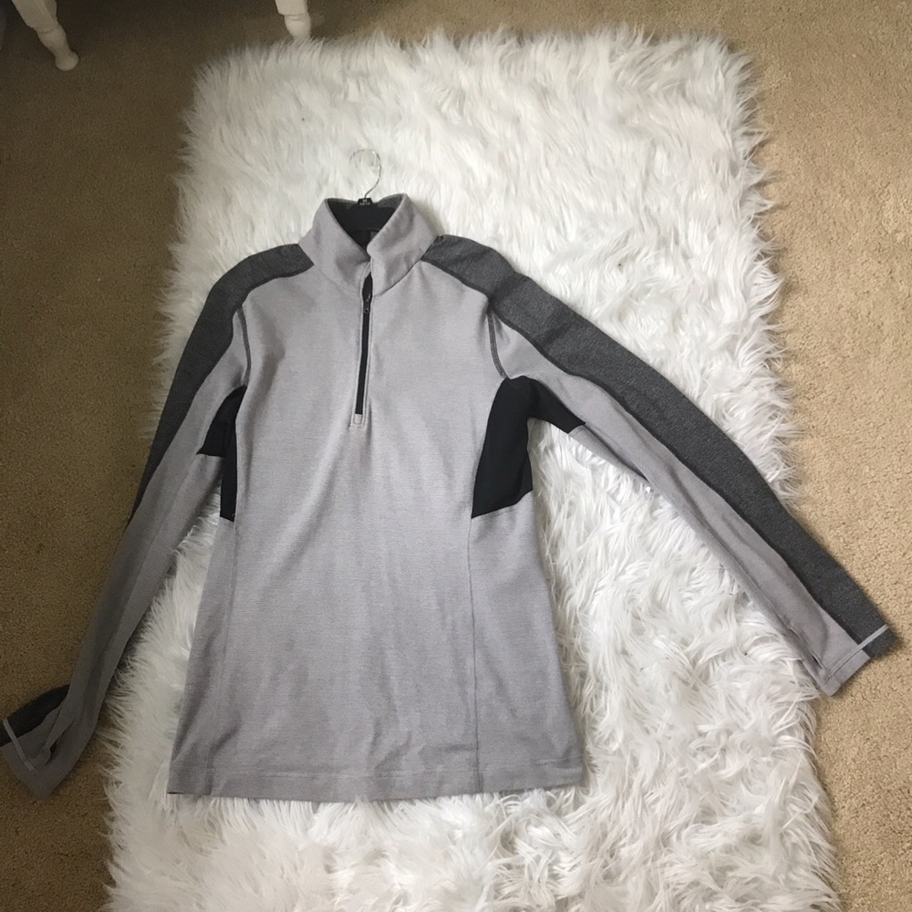 LIKE NEW Women’s lululemom quarter zip